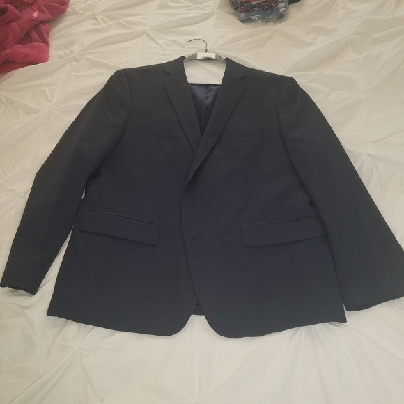 Apt 9 Suit - Picture 2 of 4